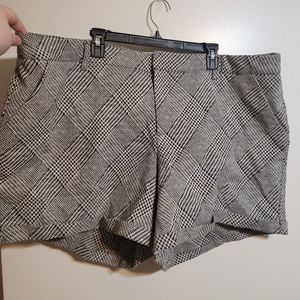 Black and white houndstooth shorts